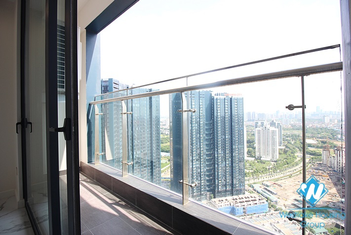 Unfurnished duplex apartment in Sunshine City for rent